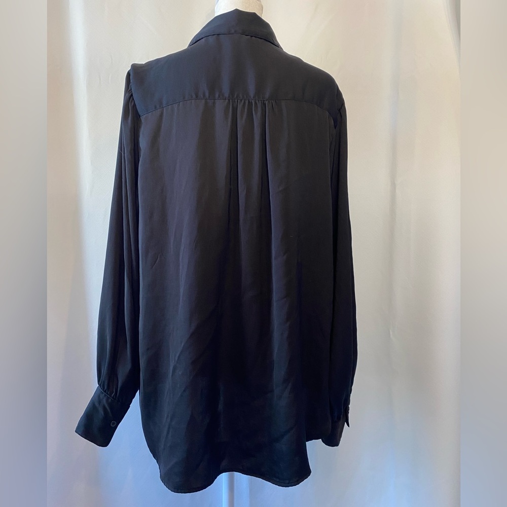 Banana Republic Black Long Sleeve Split Neck Collar Minimalist Blouse LG Witchy - Picture 6 of 16